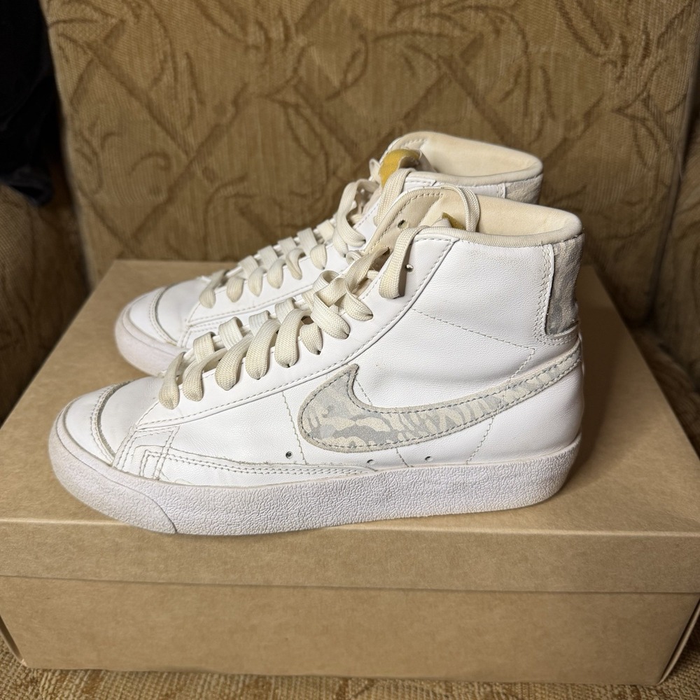 Nike Blazer Mid 77' Womens White Leather Zebra Shoes Sneakers Size 6.5